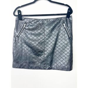 Cynthia Rowley Black Faux Leather Quilted Mini Skirt Size 6